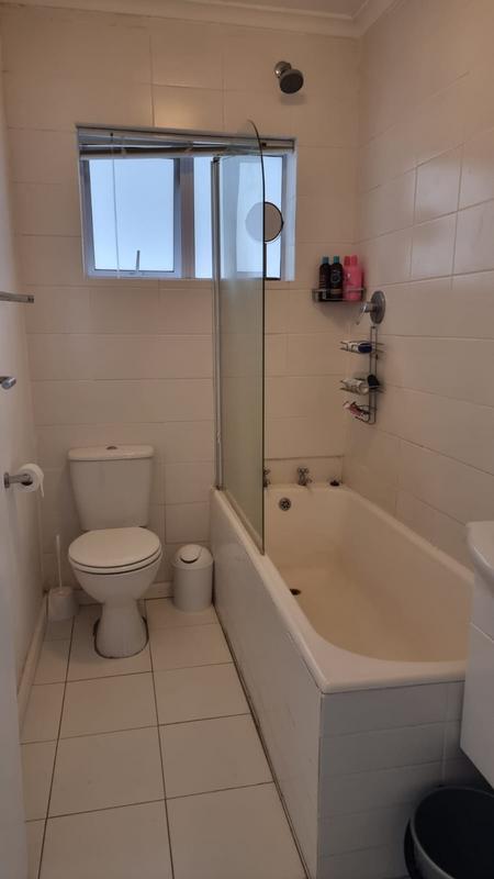 To Let 2 Bedroom Property for Rent in Woodstock Western Cape